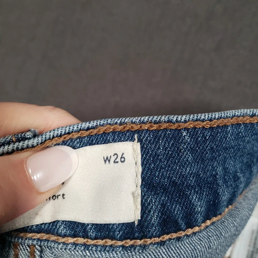 Hollister Baggy Jean Short Womens W26 Blue Medium Wash High Rise Denim